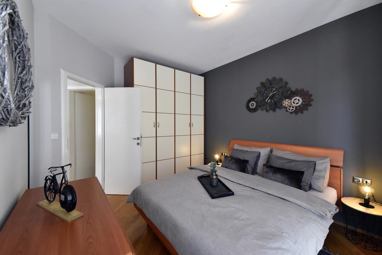 Old Clock Apartment زغرب المظهر الخارجي الصورة